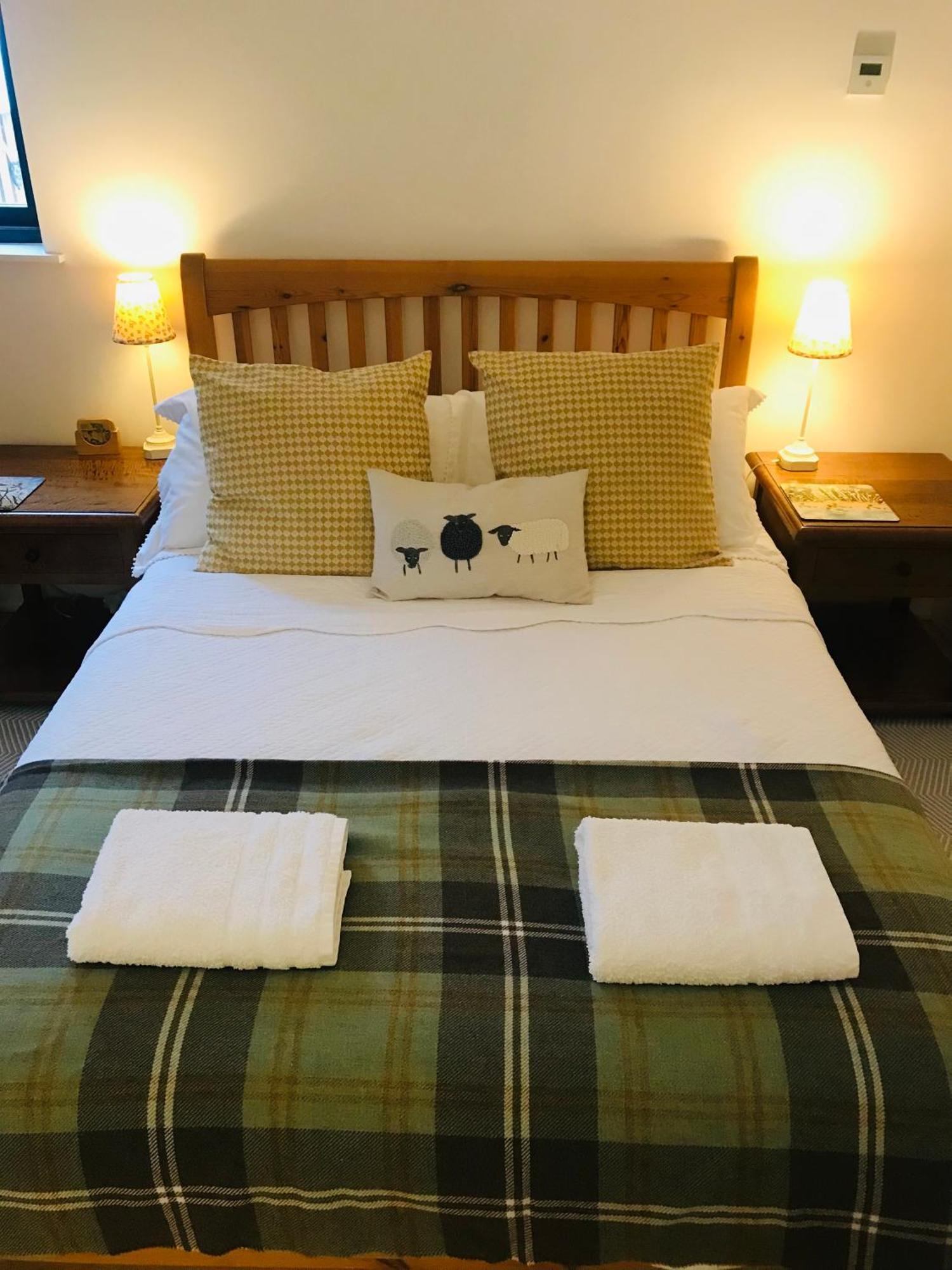 City Central Quiet Garden Apartment With Free Parking Inverness Ngoại thất bức ảnh